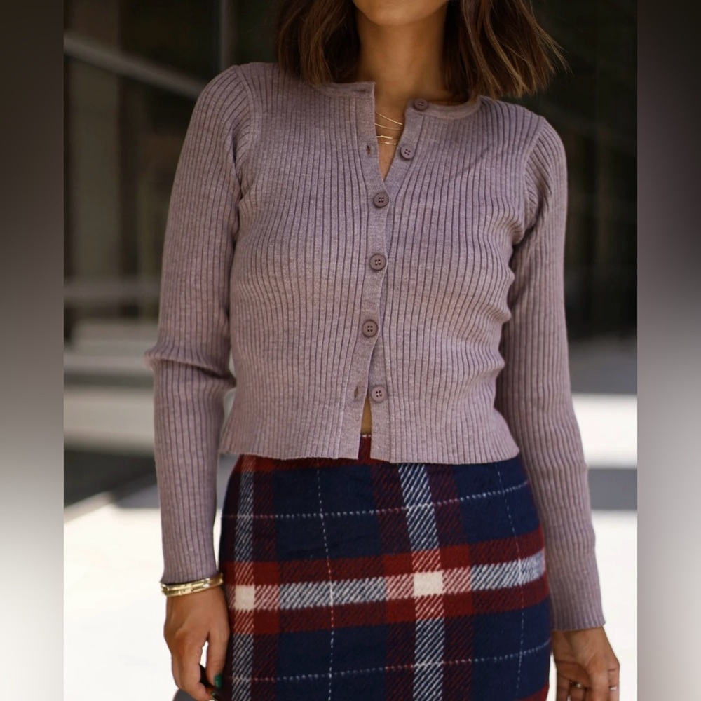 Ribbed Button-Front Crop Sweater - Mauve